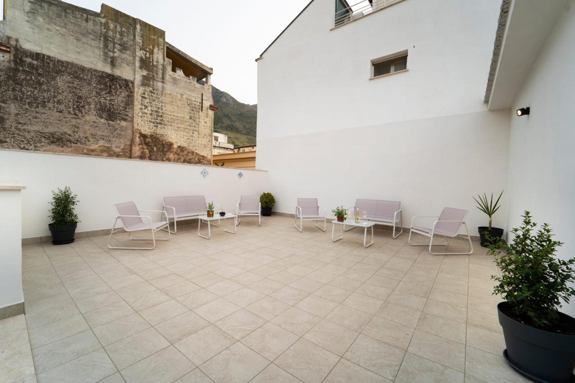 Mameri Central Rooms Castellammare del Golfo Kültér fotó